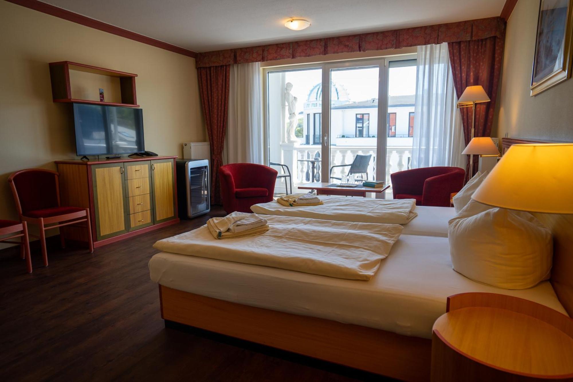 Hotel Esplanade & Aparthotel Rialto Ostseebad Ostseebad Binz Exterior foto